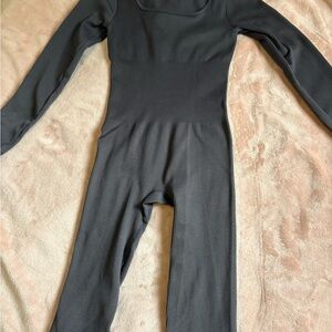 One-Piece Jumpsuit - grey